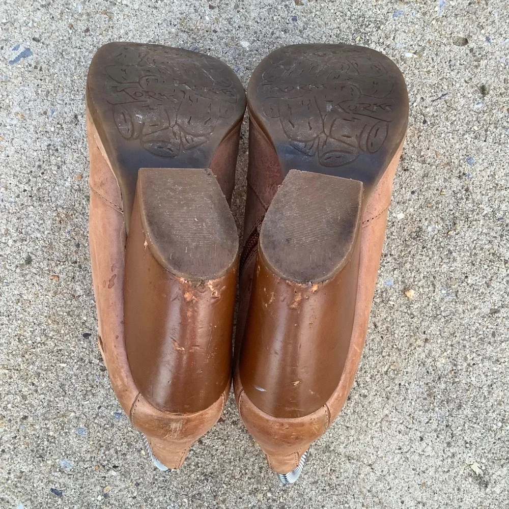 Korks Brown Leather Western Ankle Boots Block Heel Side Zip Q38016 CBHK16 SZ 6.5
